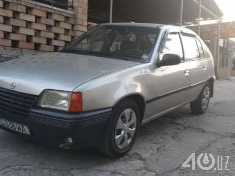Opel Kadett E