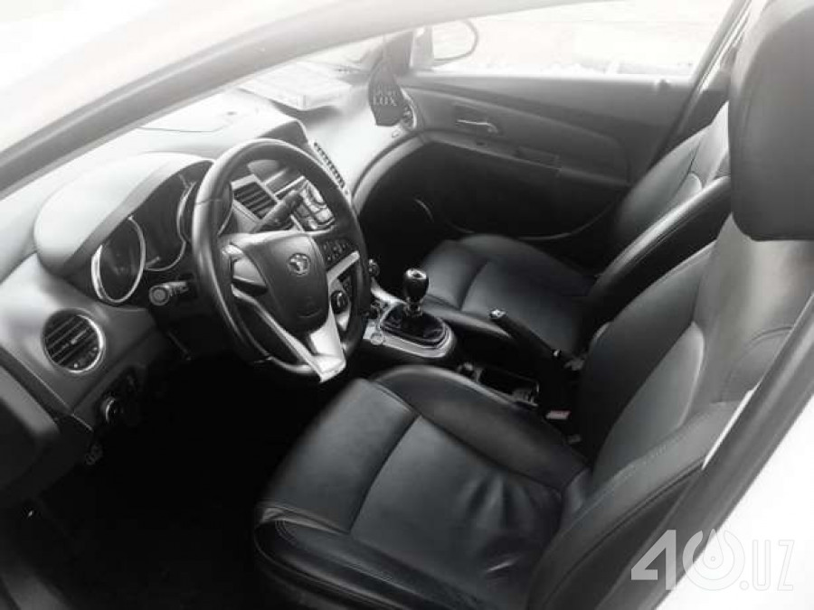 Daewoo Lacetti Premiere J300