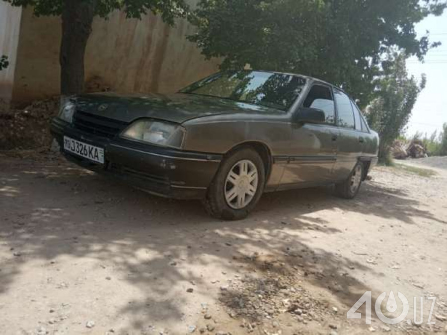 Opel Omega A
