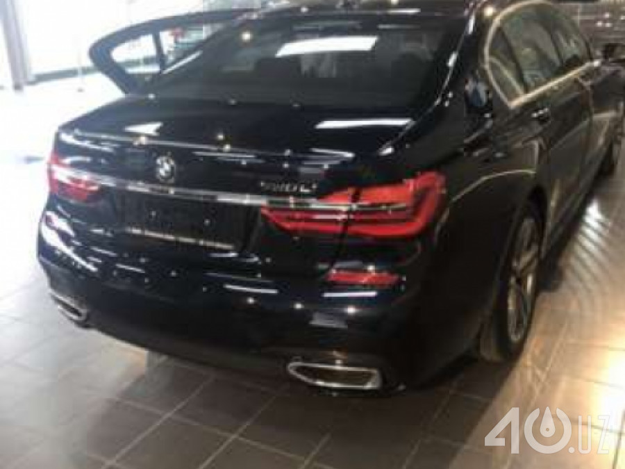 BMW 7 серия VI (G11/G12)