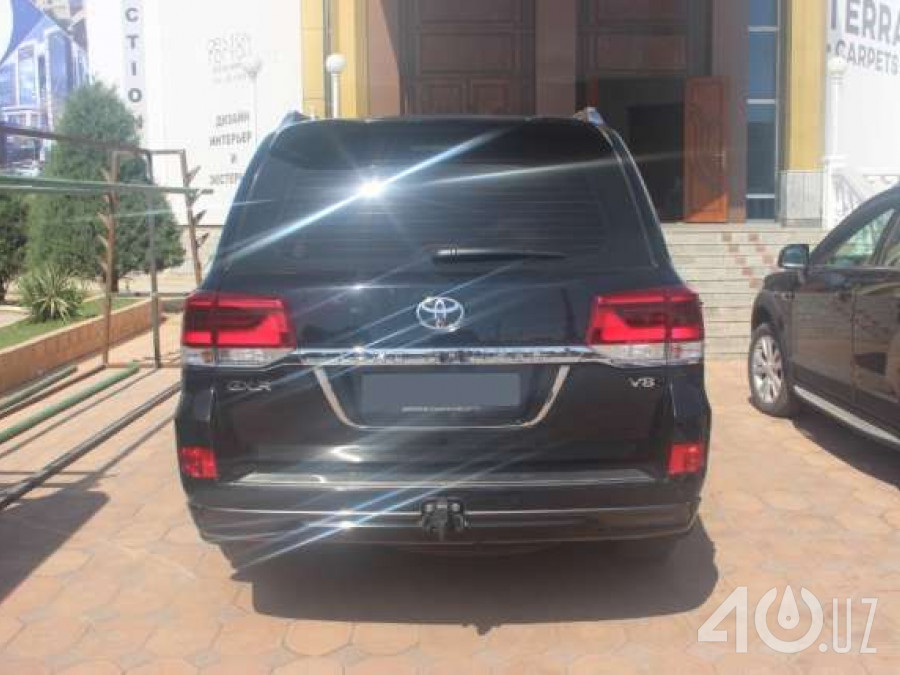 Toyota Land Cruiser 200 Series Рестайлинг 2