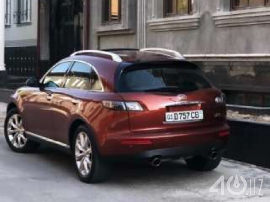 Infiniti FX I (S50)