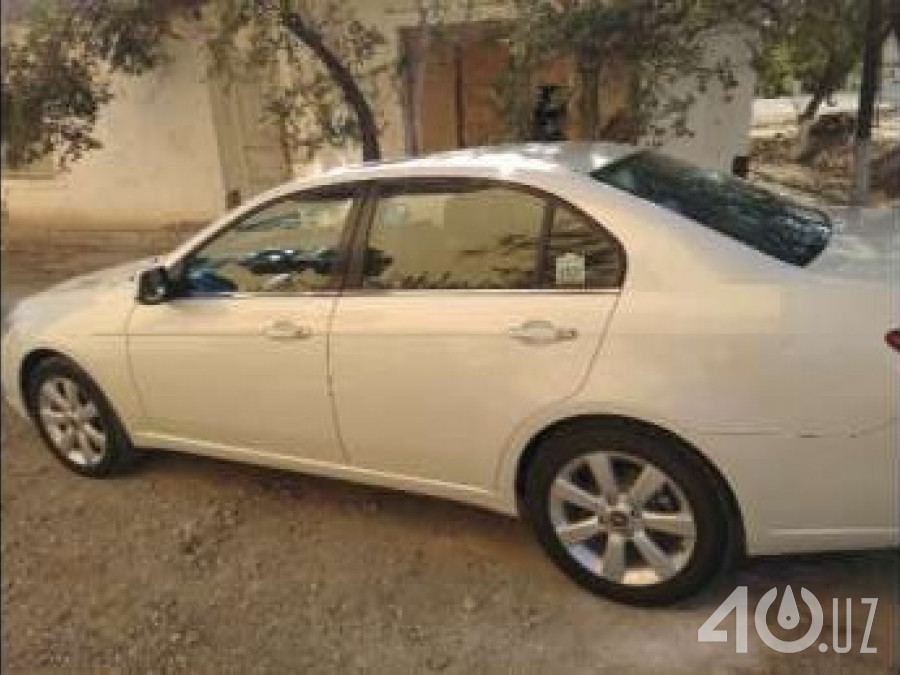 Chevrolet Uz Epica I