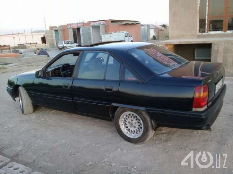 Opel Omega A