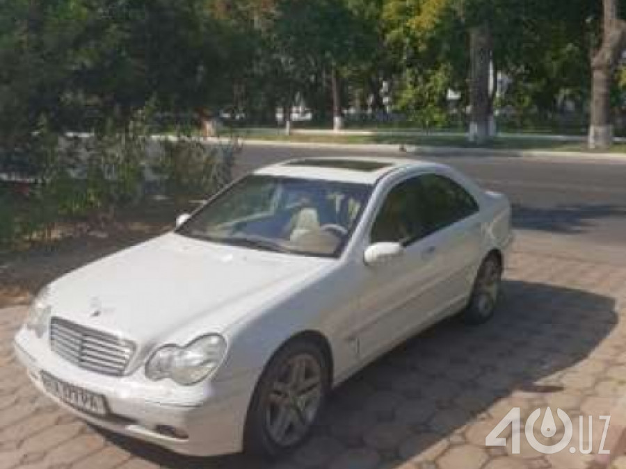 Mercedes-Benz C-klasse II (W203)