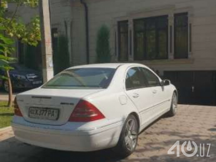 Mercedes-Benz C-klasse II (W203)
