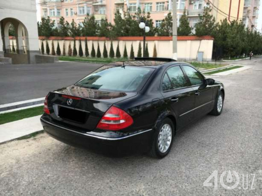 Mercedes-Benz E-klasse III (W211, S211)