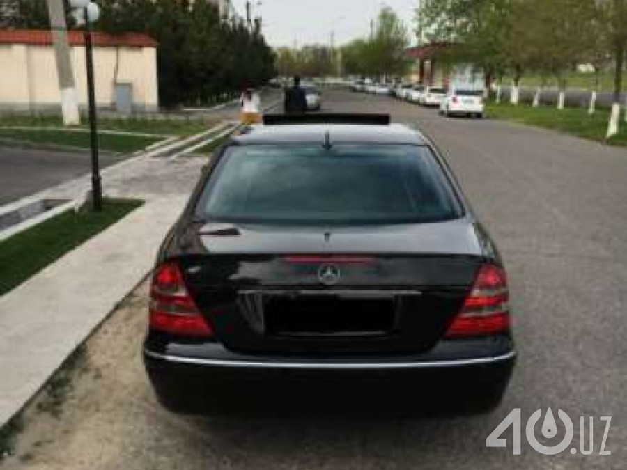Mercedes-Benz E-klasse III (W211, S211)