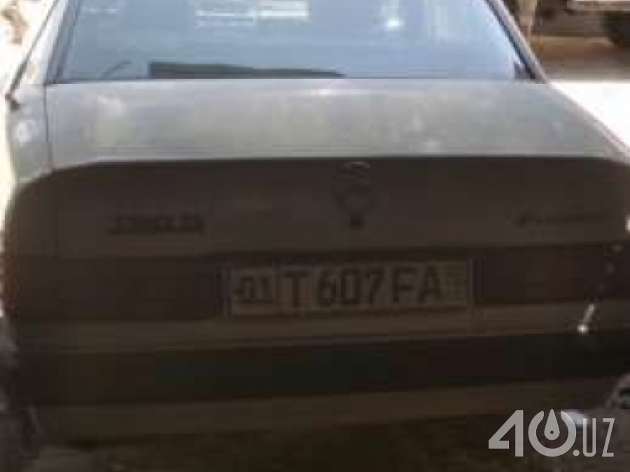 Mercedes-Benz 190 (W201)