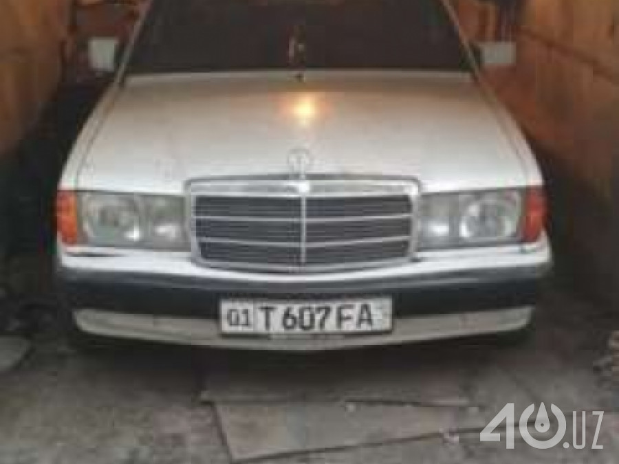 Mercedes-Benz 190 (W201)