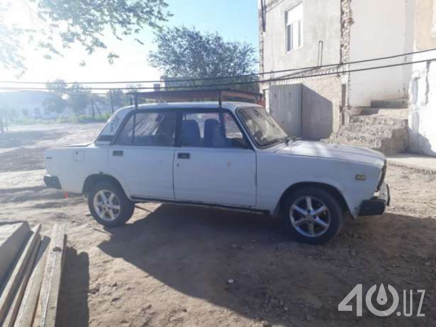 LADA (ВАЗ) 2105