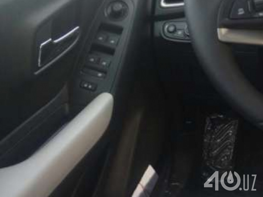 Chevrolet Uz Tracker I
