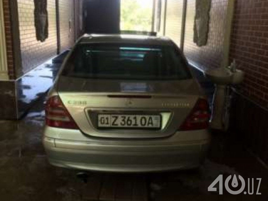 Mercedes-Benz C-klasse II (W203)