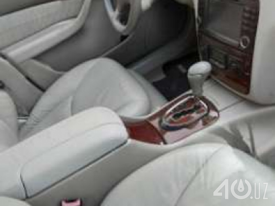 Mercedes-Benz S-klasse IV (W220)