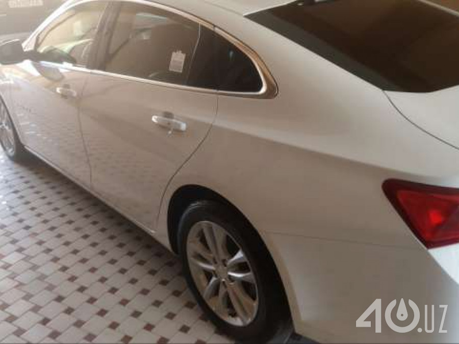 Chevrolet Uz Malibu II