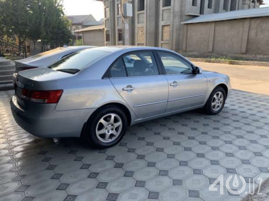 Hyundai Sonata V (NF)