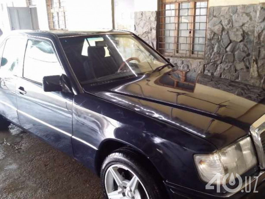 Mercedes-Benz W124