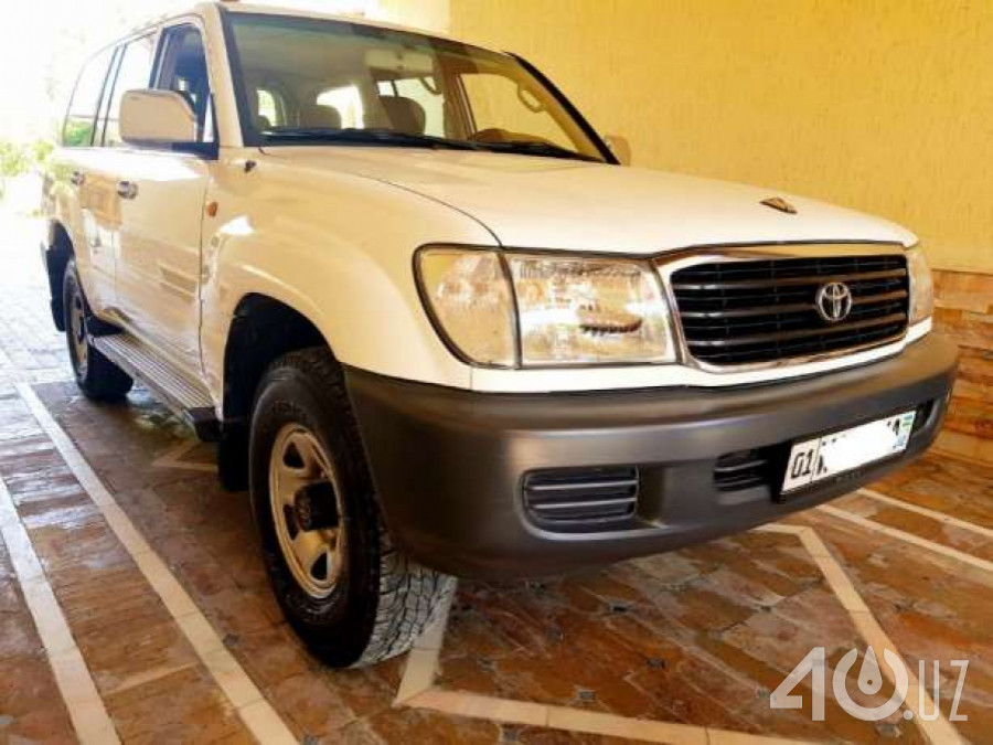 Toyota Land Cruiser 100 Series