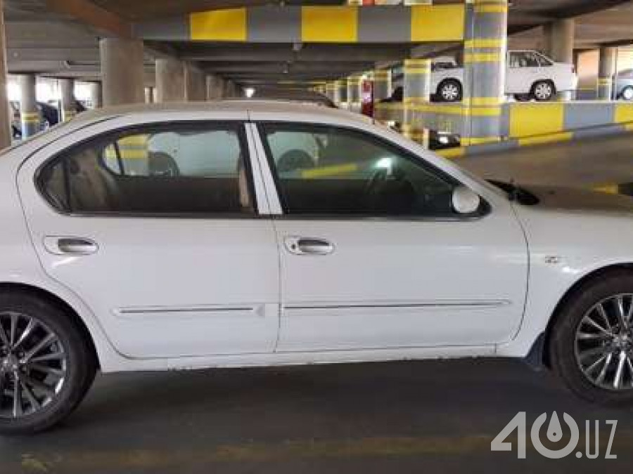 Nissan Maxima V (A33)