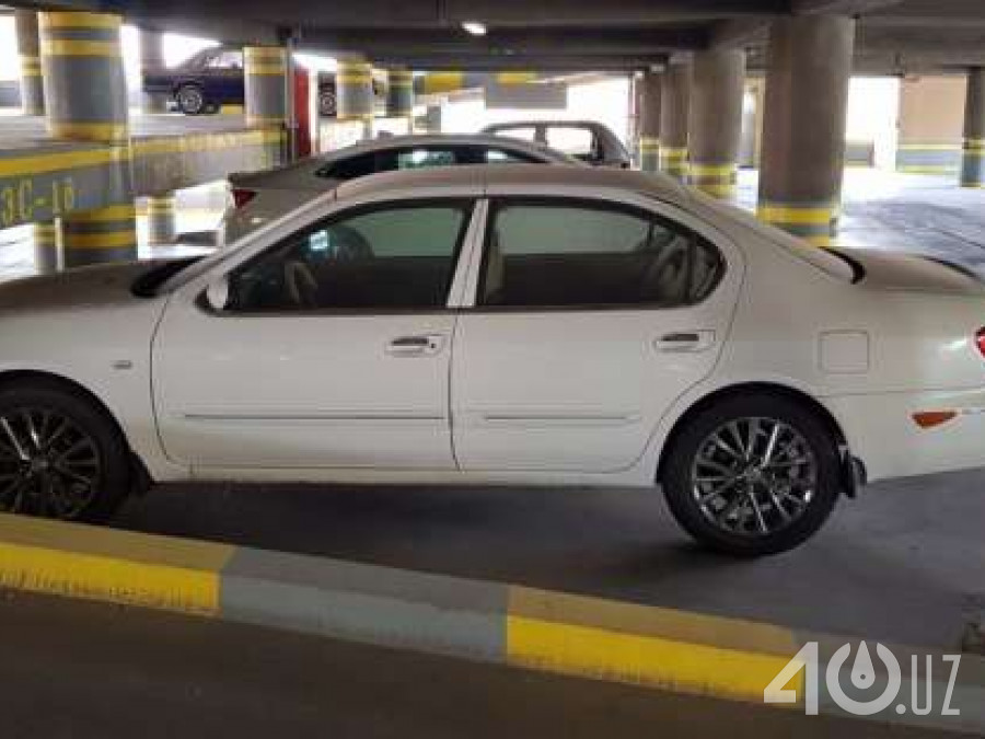 Nissan Maxima V (A33)