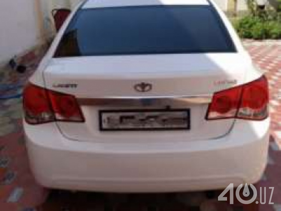 Daewoo Lacetti Premiere J300