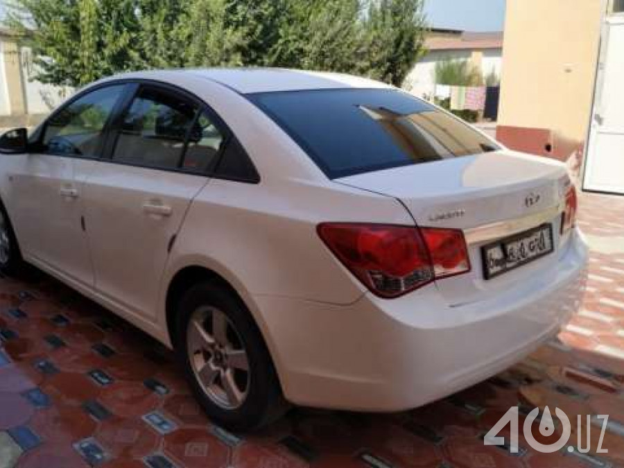 Daewoo Lacetti Premiere J300