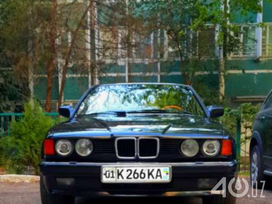 BMW 7 серия II (E32)