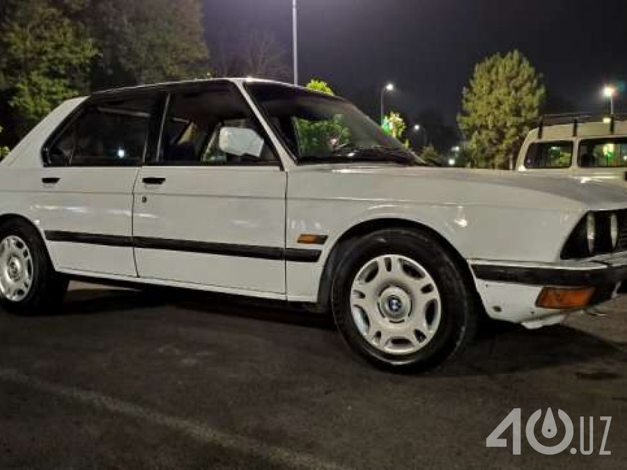 BMW 5 серия II (E28)