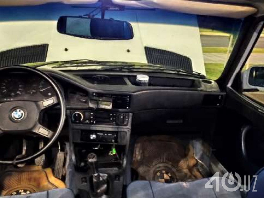 BMW 5 серия II (E28)