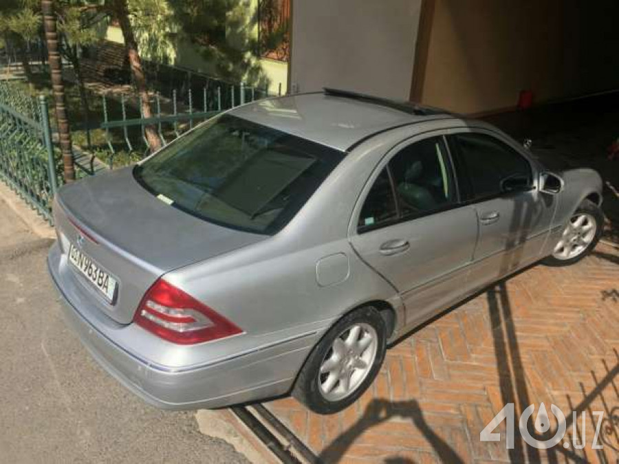 Mercedes-Benz C-klasse II (W203)