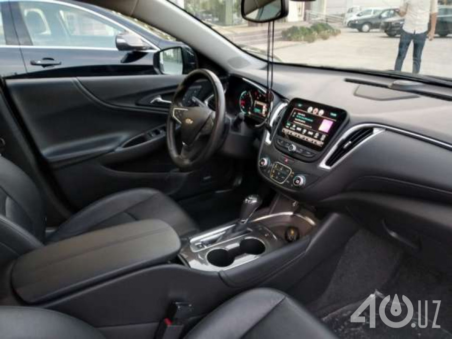 Chevrolet Uz Malibu II