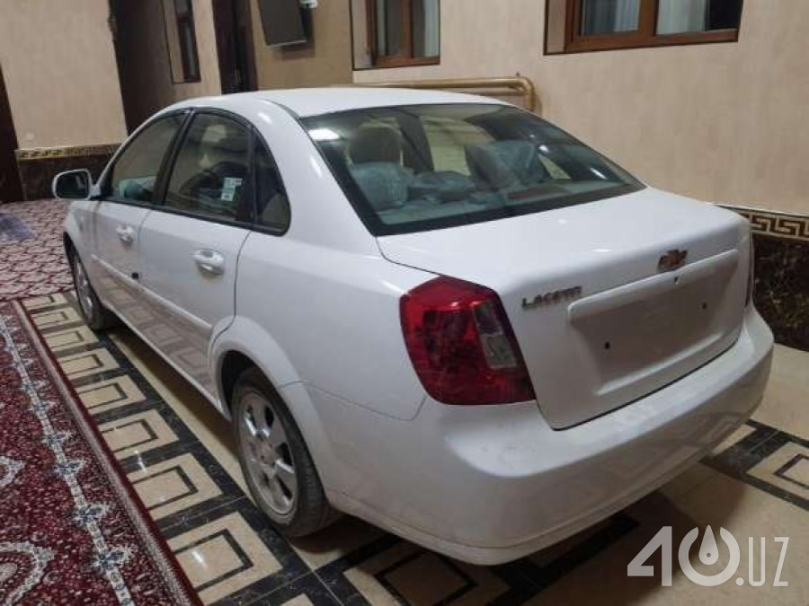 Chevrolet Uz Lacetti II (Gentra)