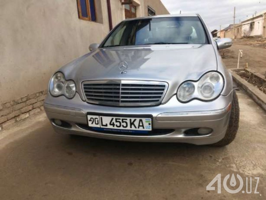 Mercedes-Benz C-klasse II (W203)