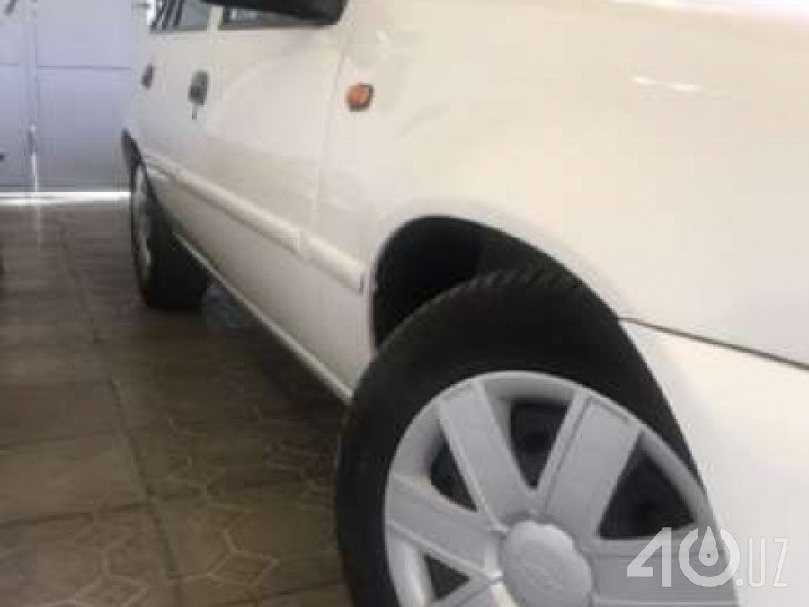 Chevrolet Uz Nexia II