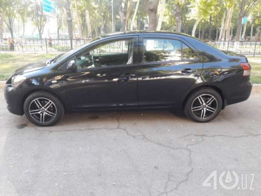 Toyota Yaris II