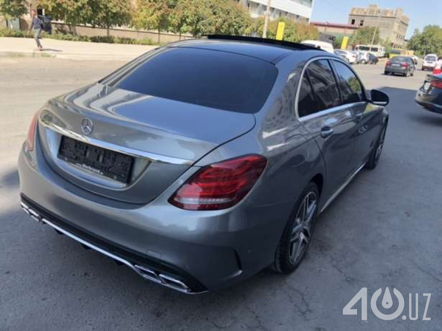 Mercedes-Benz C-klasse IV (W205)