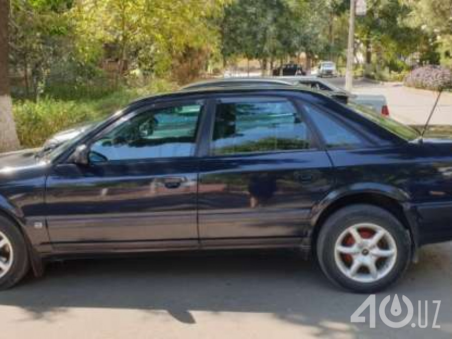 Audi 100 IV (C4)