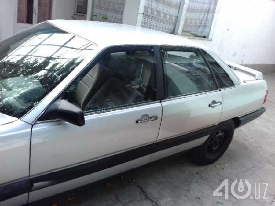 Audi 100 III (C3)