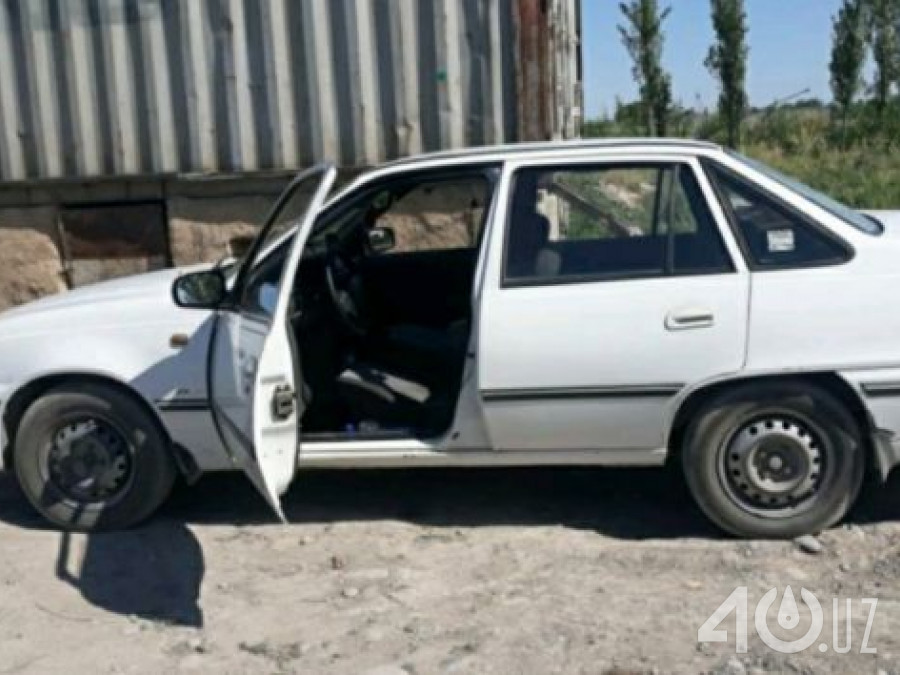 Daewoo Uz Nexia I (SOHC)