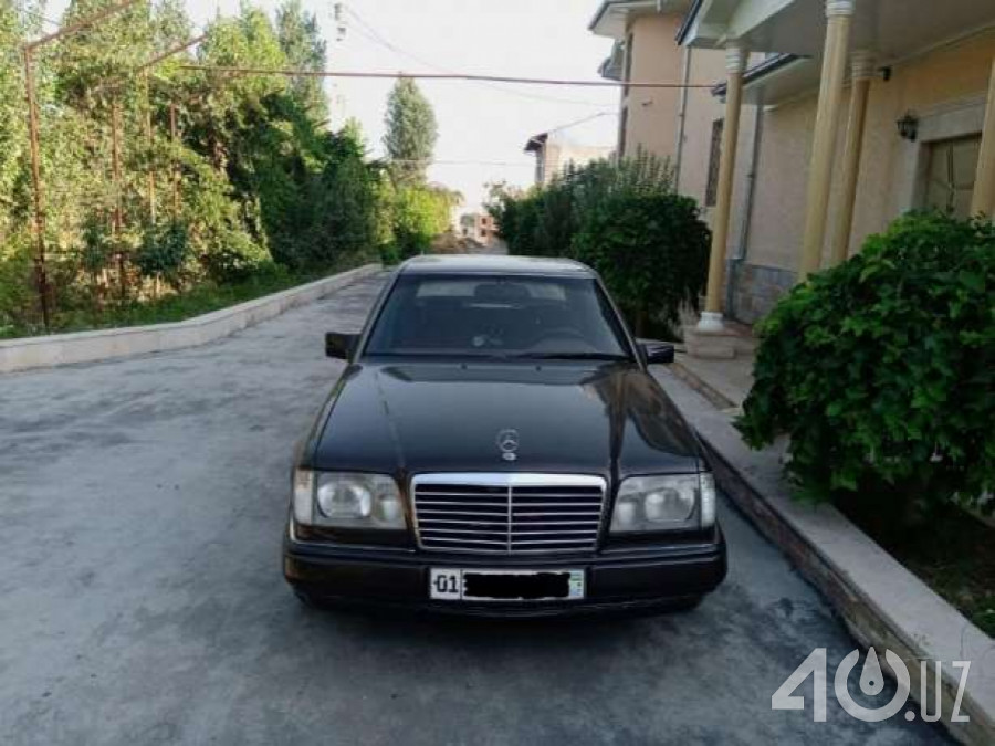Mercedes-Benz W124