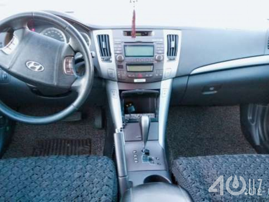 Hyundai Sonata V (NF)