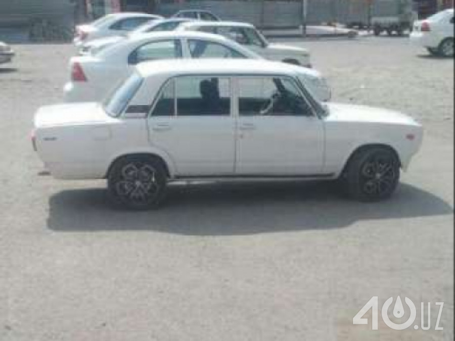 LADA (ВАЗ) 2105