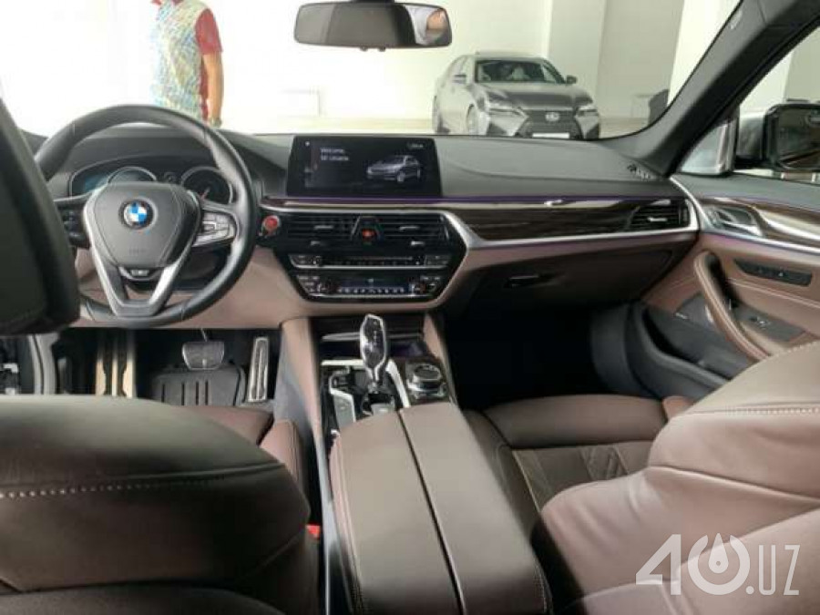 BMW 5 серия VII (G30/G31)