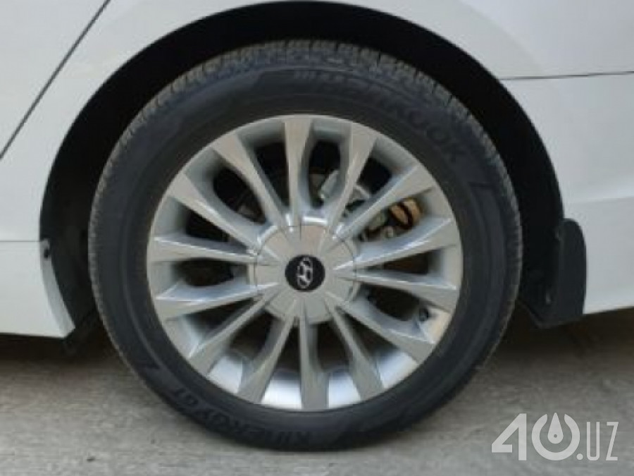 Hyundai Sonata VII (LF)