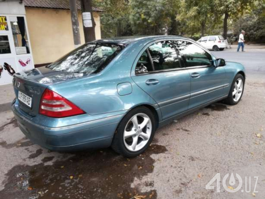 Mercedes-Benz C-klasse II (W203)