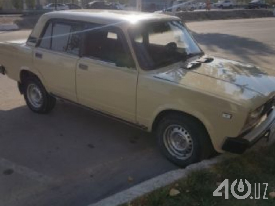 LADA (ВАЗ) 2105