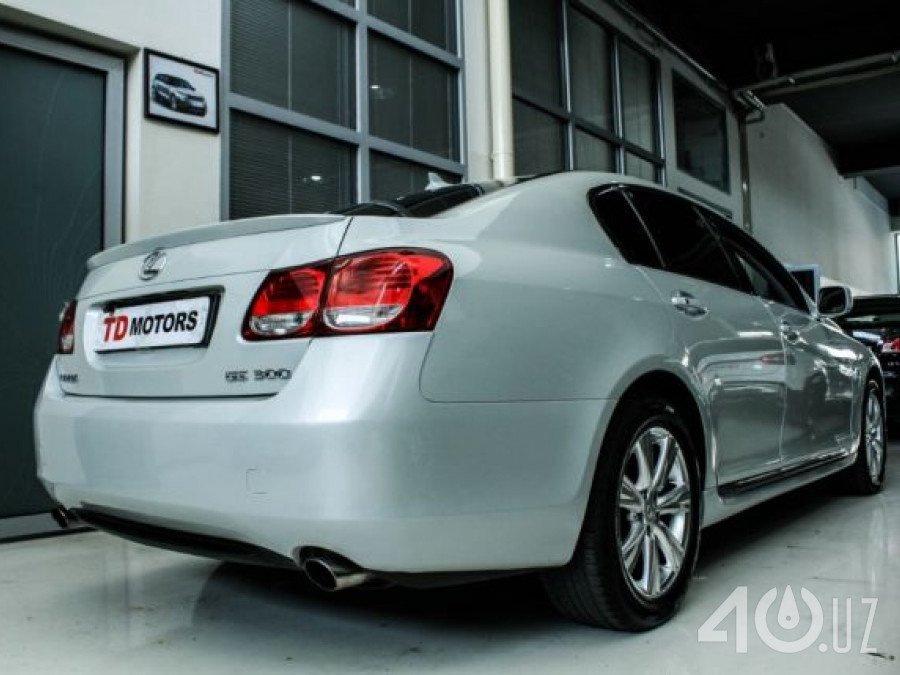 Lexus GS III