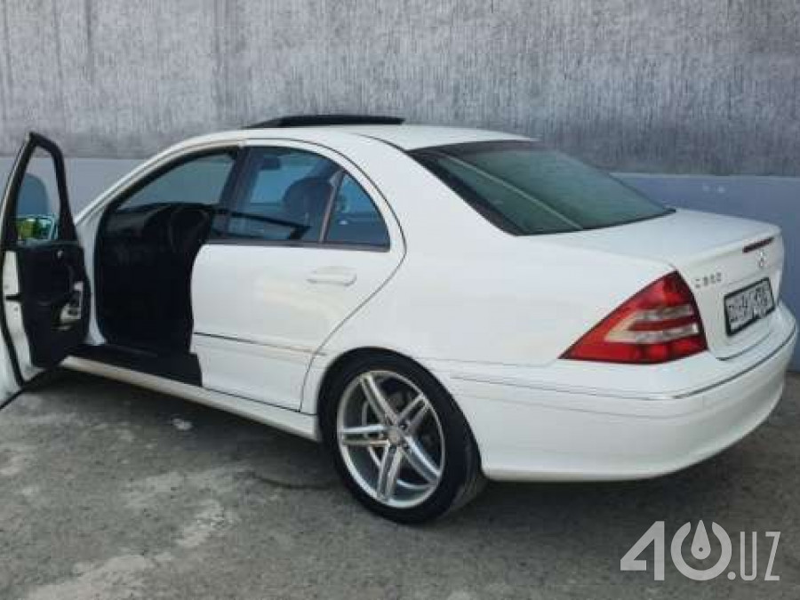 Mercedes-Benz C-klasse II (W203)