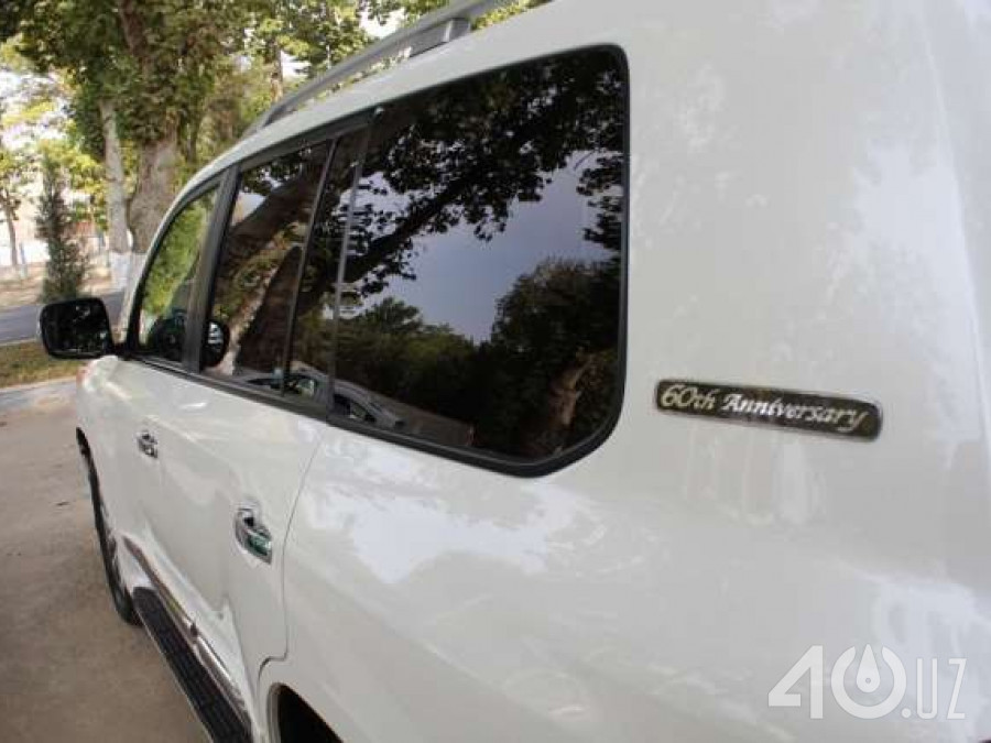 Toyota Land Cruiser 200 Series Рестайлинг 1