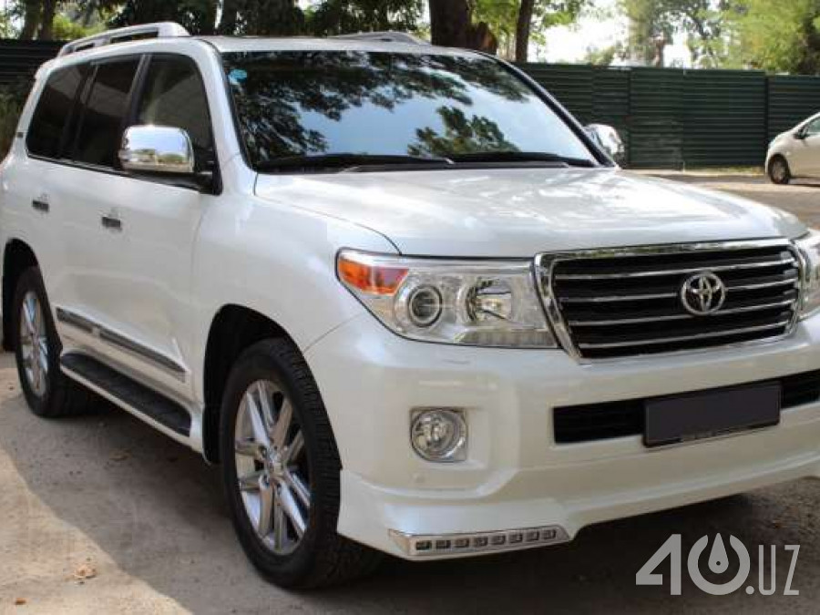 Toyota Land Cruiser 200 Series Рестайлинг 1